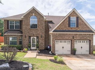 3707 Fremont Dr, Ellenwood, GA 30294