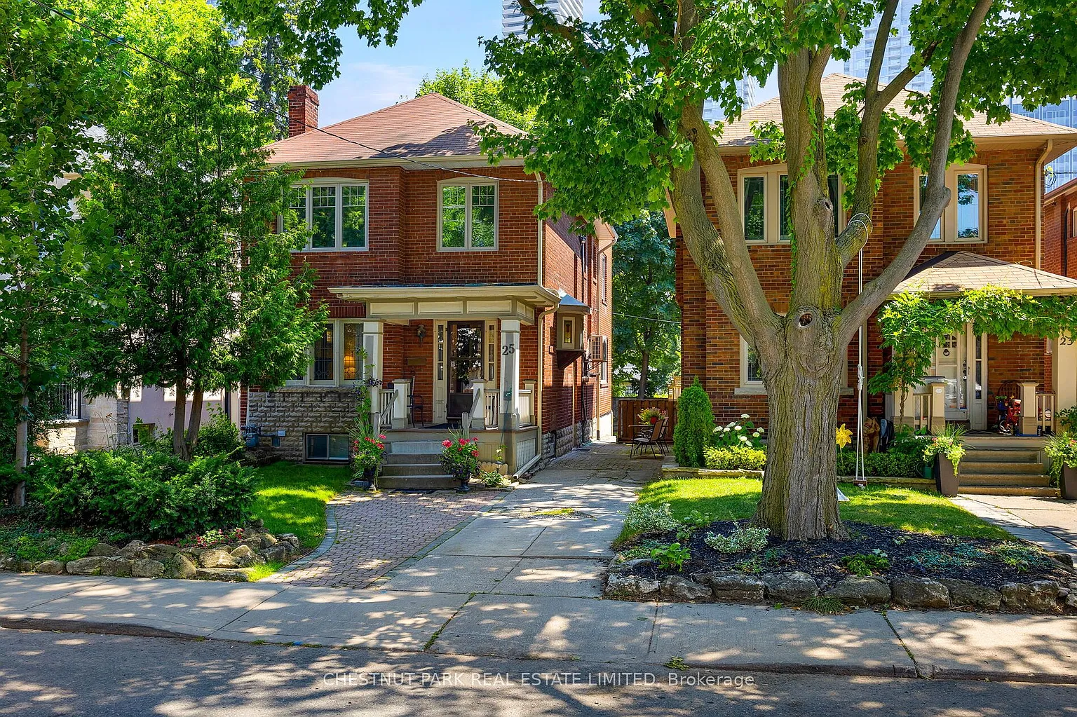 25 Maxwell Ave photo 1