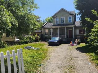 6 Saint Paul St, Waterbury, CT 06704