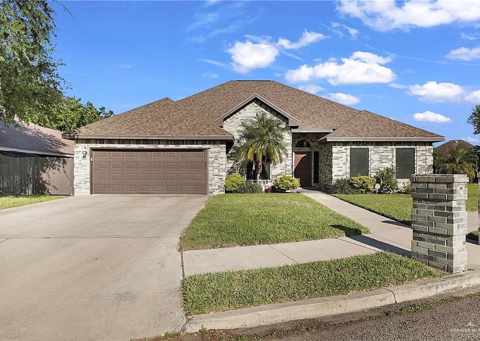 1st image of 2214 N Driftwood Dr
