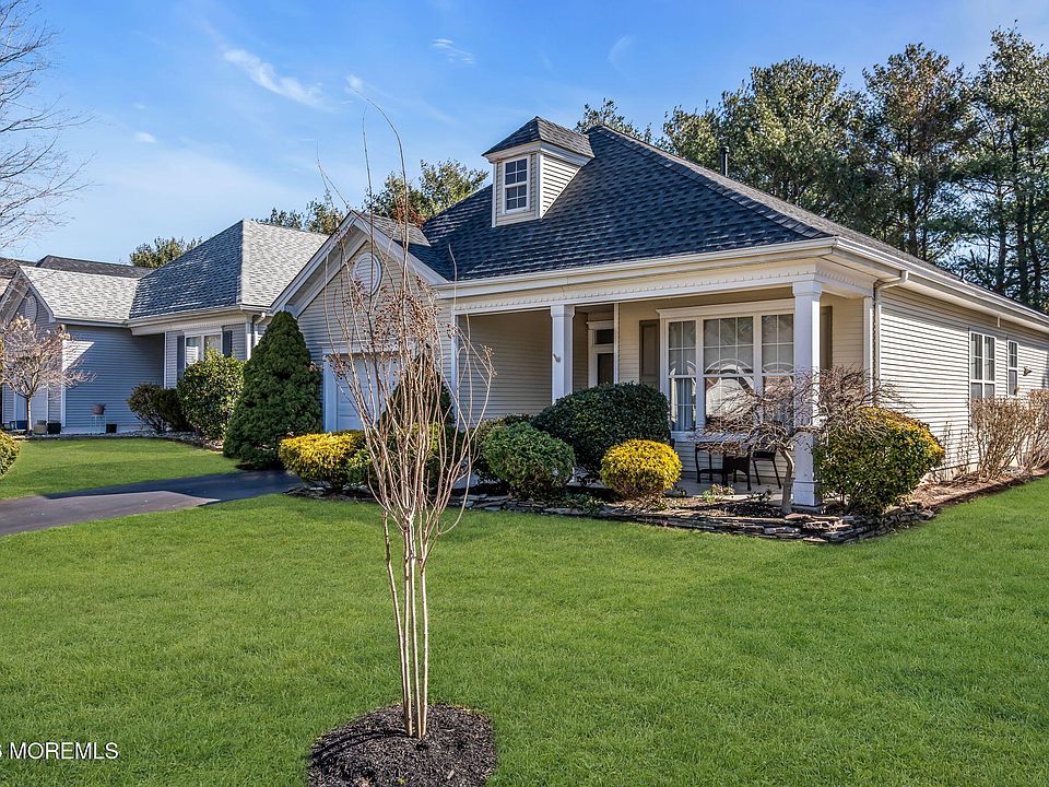 1st image of 9 Evergreen Springs Drive