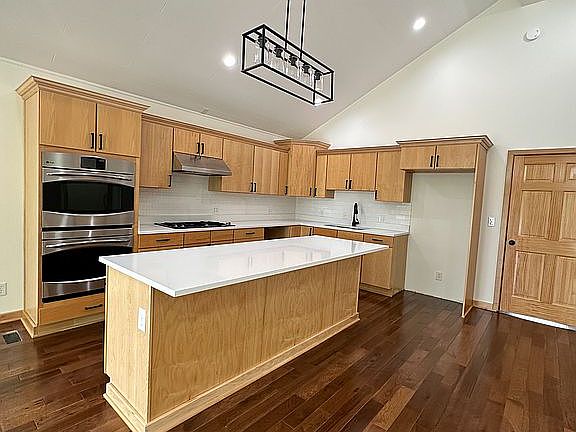 3rd image of 11293 Thorn Township Rd #1071