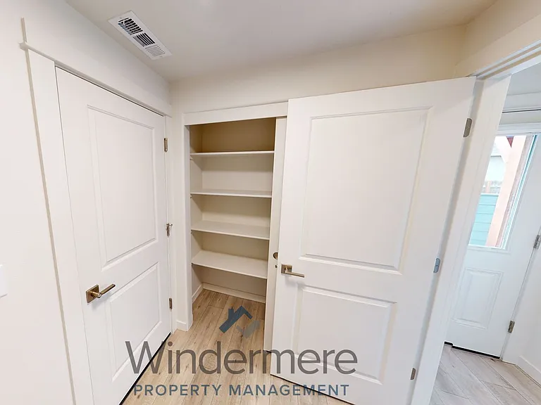 Avery Estates — Photo 37