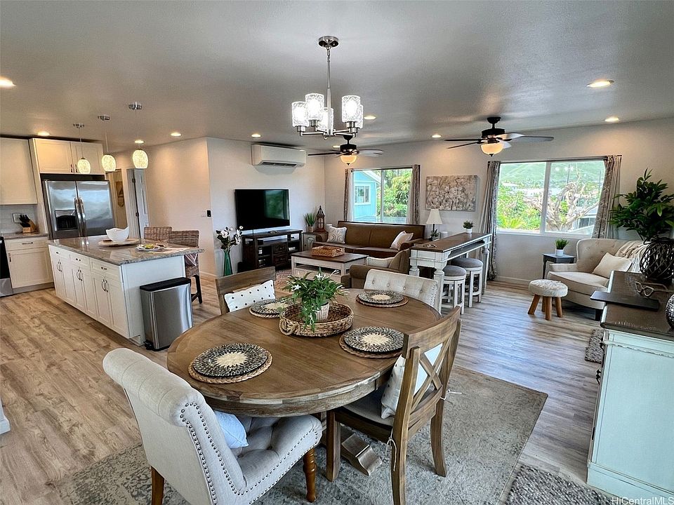 1st image of 451 Lanae Way