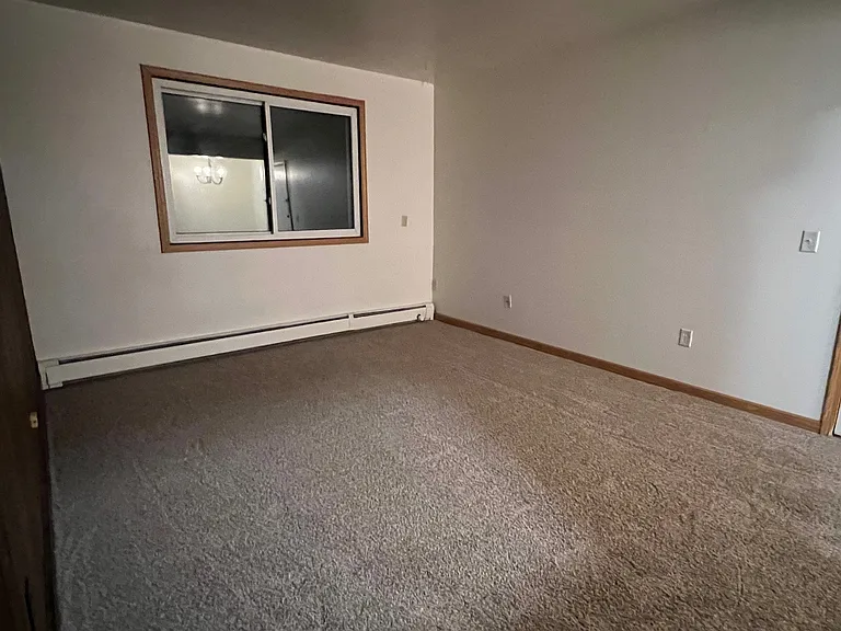 2010 Longyear Ave #13 — Photo 5
