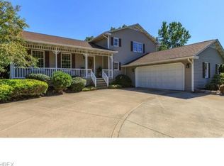 10174 Hobby Horse Ln, Mentor, OH 44060