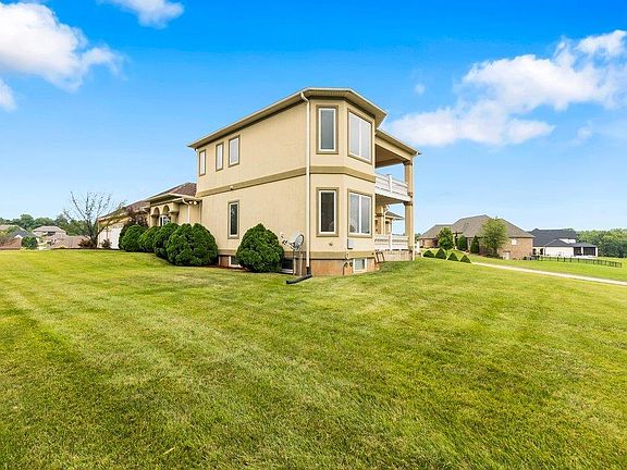 5th image of 6012 Dalhousie Dr
