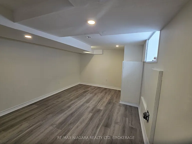 12 Nickel St — Photo 6