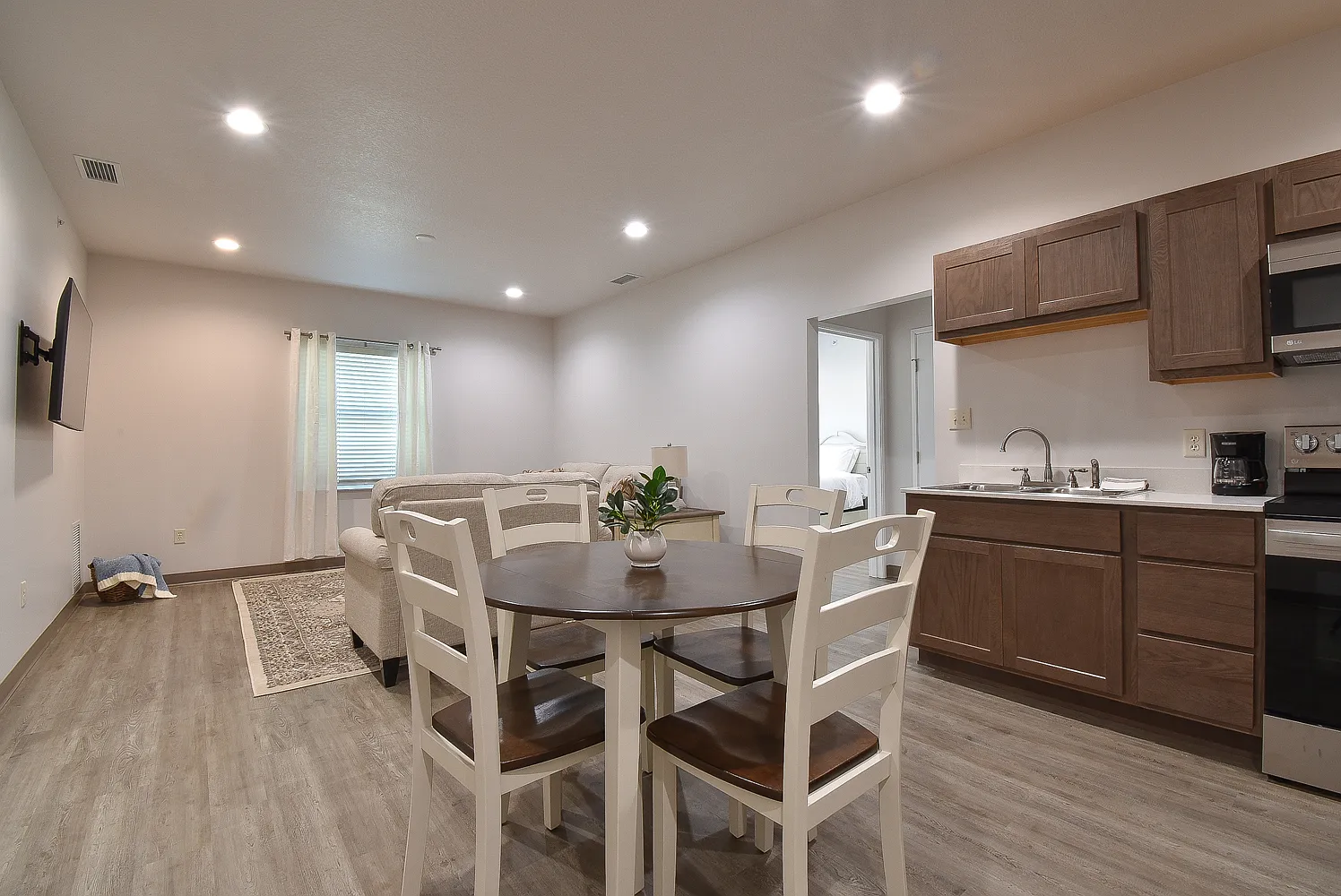Terrace Place Apartments — Photo 2