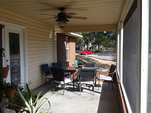 5th image of 1895 Bay Oaks Cir