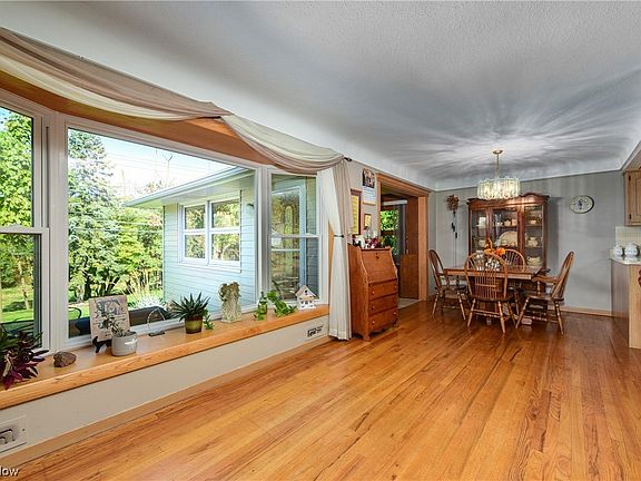 4th image of 7558 Zona Ln