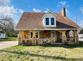 211 W Campus St, Marshall, AR 72650