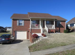 206 Oak Dr, Springfield, KY 40069