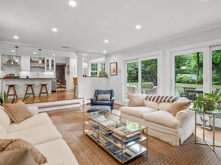 341 Orienta Ave — Photo 18