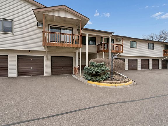 2nd image of 4002 Foss Rd APT 102