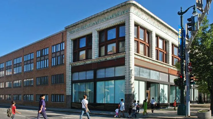 Ansonia Center