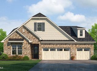12708 Red Poppy Dr, Knoxville, TN 37934
