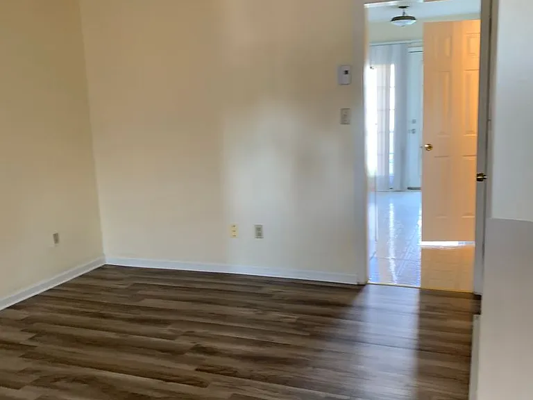 138 Adams Ln — Photo 5
