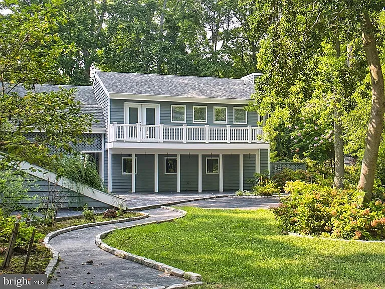 124 Eareckson Ln — Photo 38