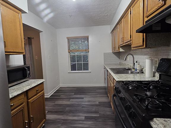 4th image of 7268 Mahogany Dr