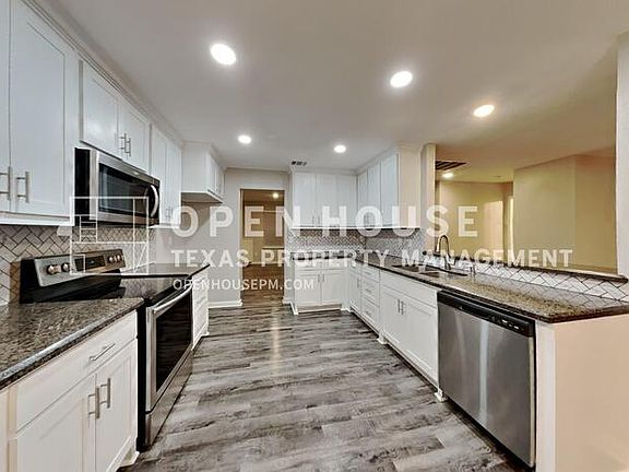 5th image of 1211 Starpoint Ln