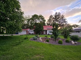620 N 10th St, Monmouth, IL 61462