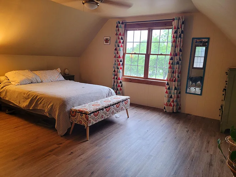 806 Christianson Ave — Photo 3