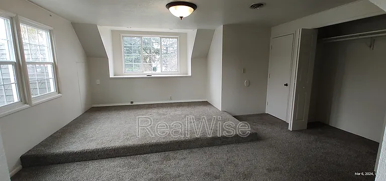 355 W Selmar Ct — Photo 19