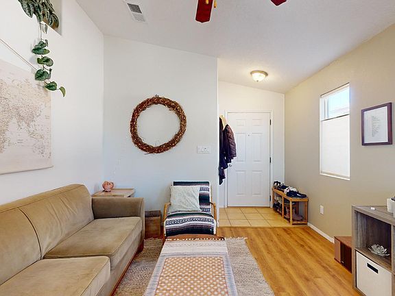 3rd image of 10608 Shooting Star St NW