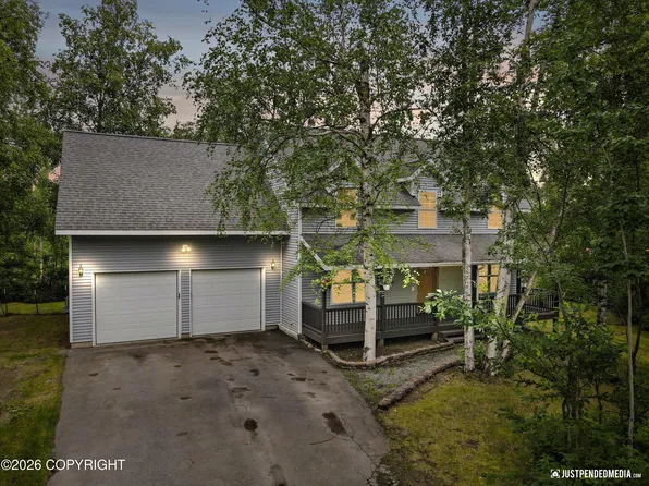 991 N Jack Nicklaus Dr, Wasilla, AK 99623