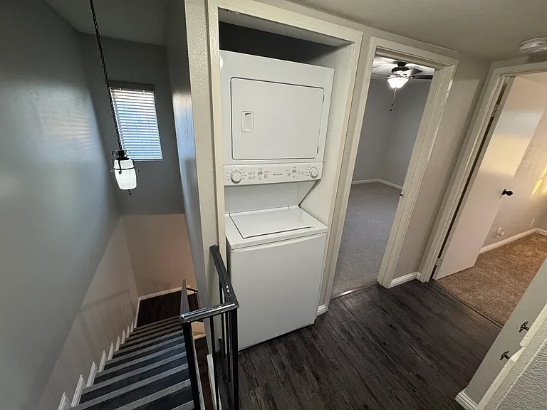 110 Panorama Dr #C — Photo 21