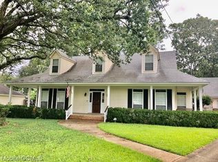 5916 Cansler Dr, Mobile, AL 36609