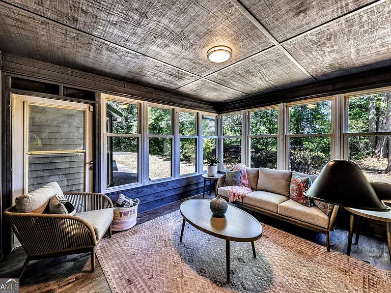 527 Charing Cross Dr — Photo 29