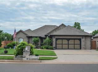 16001 Sonoma Lake Blvd, Edmond, OK 73013