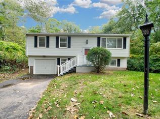 276 Westerly Ter, Colchester, CT 06415