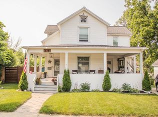 619 4th Ave, Baraboo, WI 53913