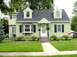 1408 Benton St, Crete, IL 60417