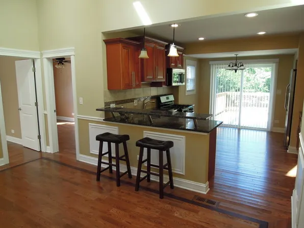 (undisclosed Address), Downers Grove, IL 60515