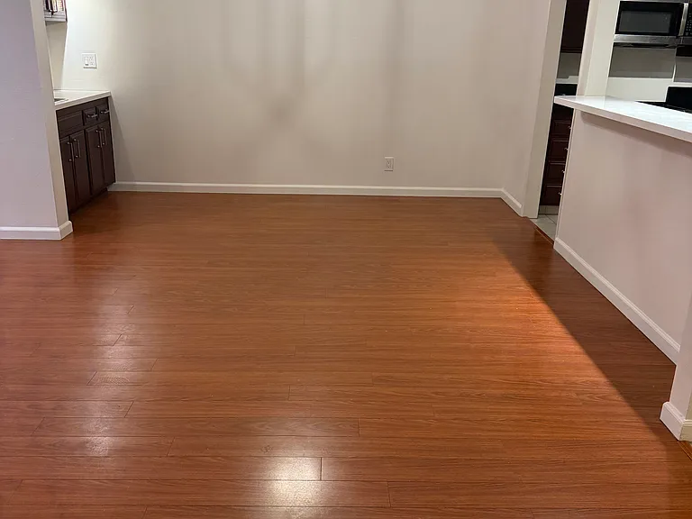 1262 S Barrington Ave #203 — Photo 7