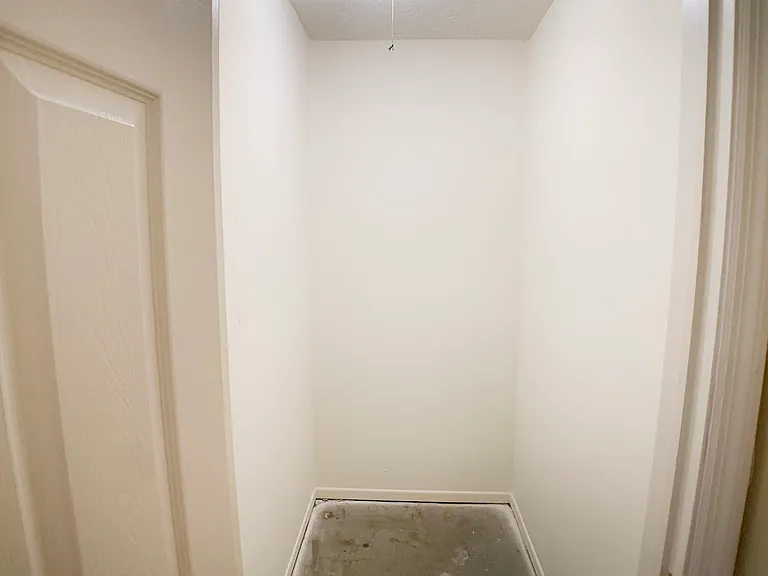 Oakwood Apartments — Photo 45