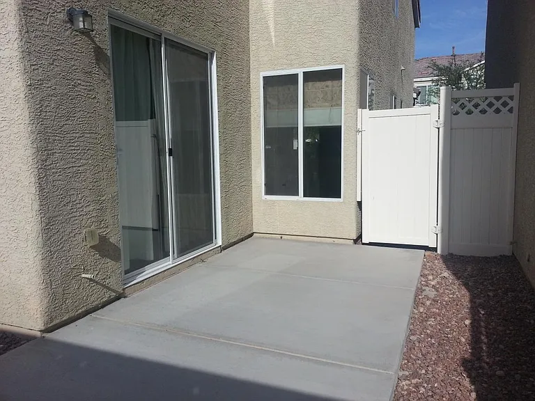 8141 Golden Flowers St — Photo 9