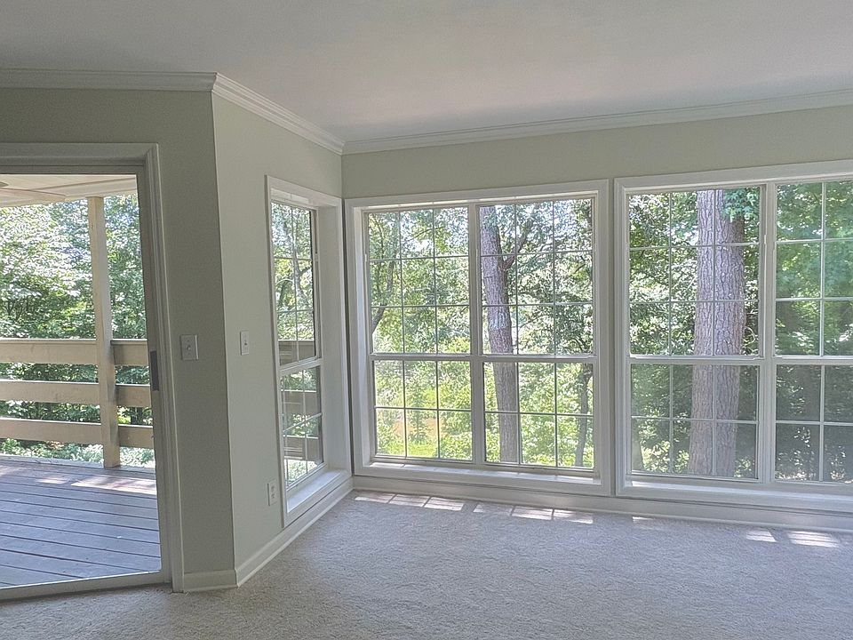 1st image of 1308 Riverview Dr SE