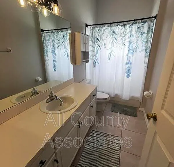 28724 Hanging Moss Loop — Photo 10