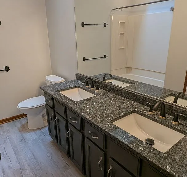 2025 Longfellow St NE — Photo 57
