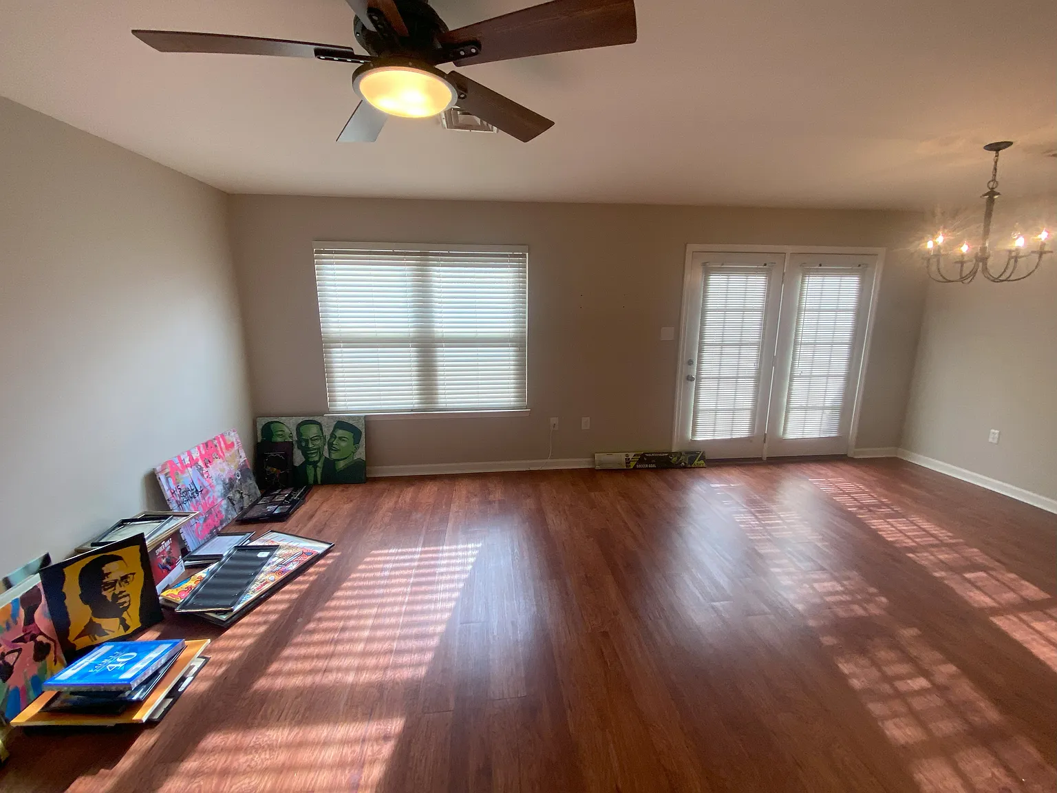 3 bed, 2.5 bath, 1543 sqft, $1,925 — Photo 3