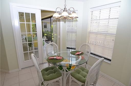 5th image of 557 Royal Poinciana