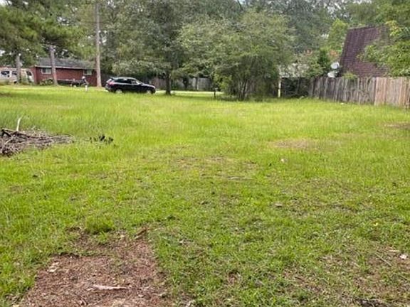 3rd image of Robertsdale Rd