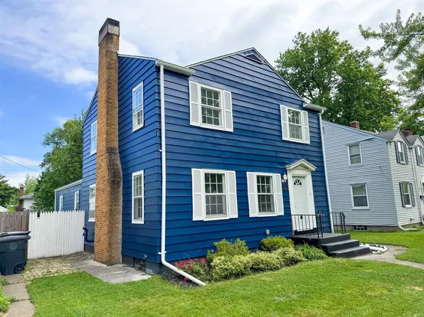 521 E Oakside St, South Bend, IN 46614