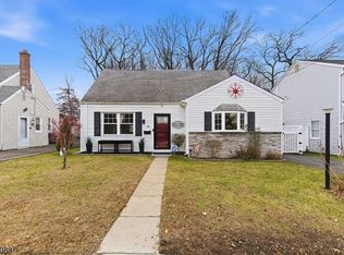 44 Kaywin Ave, Hawthorne Boro, NJ 07506