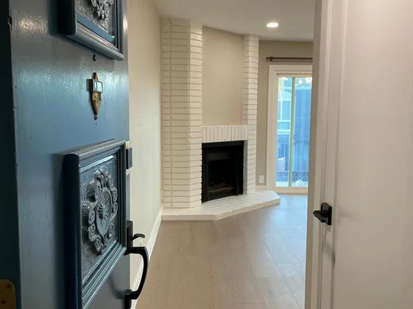 5372 Garfield Ave #C, Sacramento, CA 95841